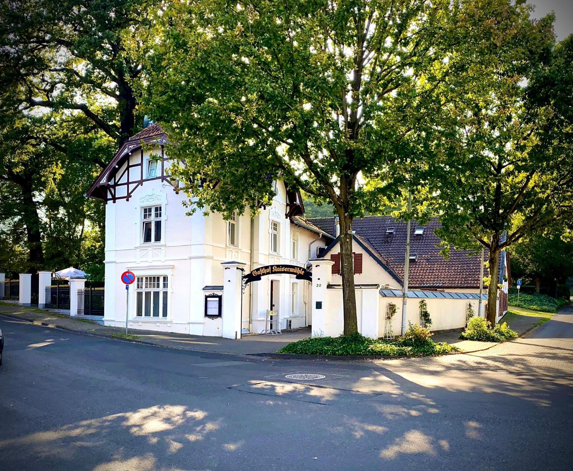 Historischer Gasthof Kaisermuehle - Hotel & Restaurant Viersen Zentrum Bagian luar foto